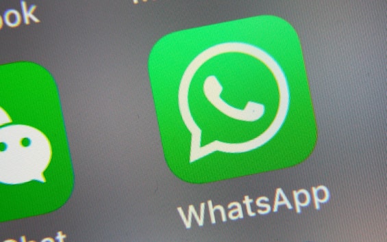 whatsapp-launches-video-instant-voice-messages-italian-post